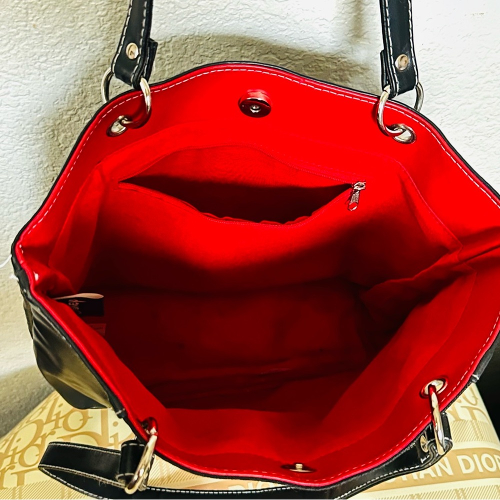 Disney Black Red & White Mickey Mouse Tote Bag – EUC 🖤❤️🤍 - Picture 9 of 10